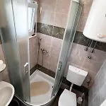 1 Bedroom In Appartement Duće