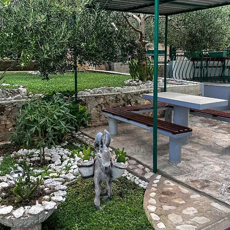 Διαμέρισμα Gorgeous In With House Sea View Duće