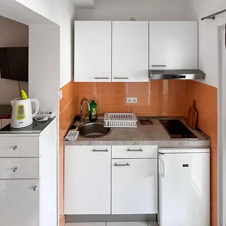 1 Bedroom In * Duće