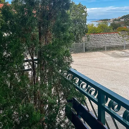 1 Bedroom In * Duće