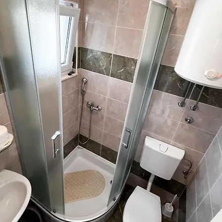 1 Bedroom In 아파트 Duće